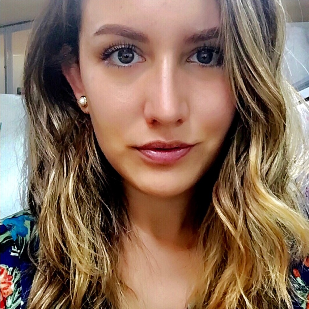 Meet your Posher, Mariana